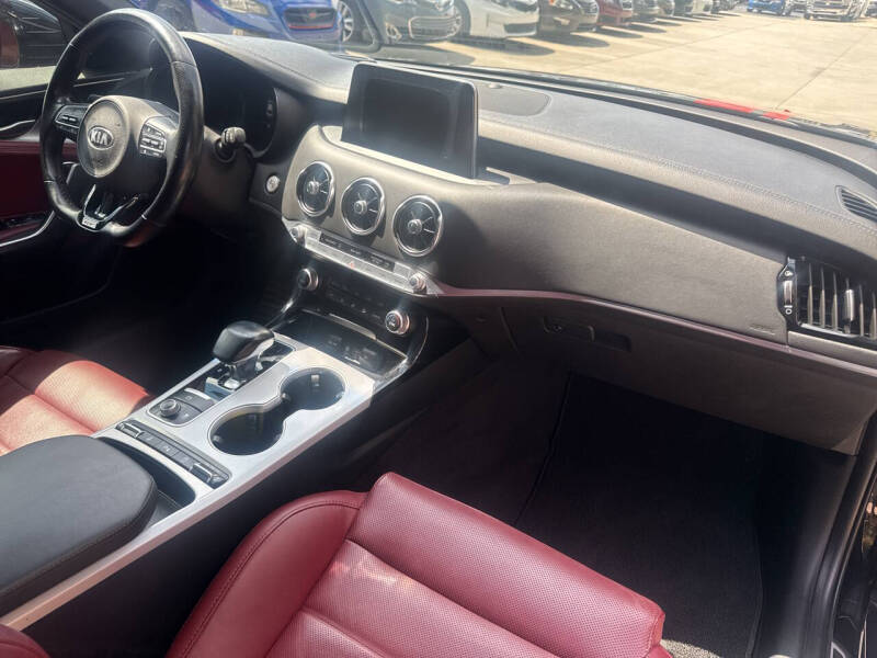 2018 Kia Stinger GT2