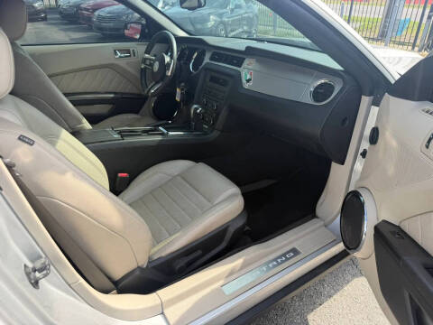 2011 Ford Mustang