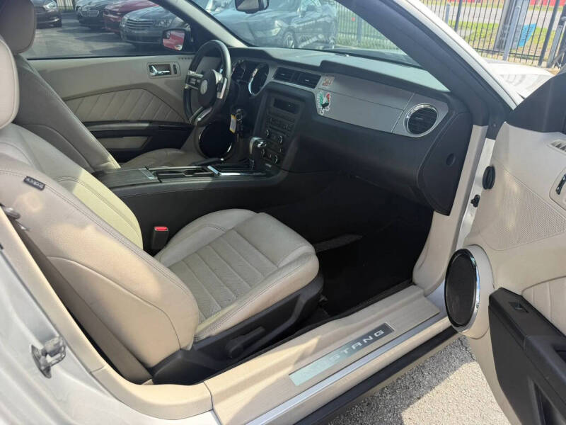 2011 Ford Mustang