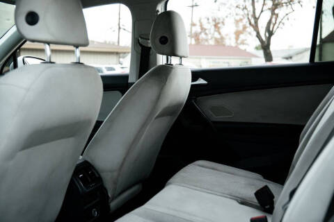 2019 Volkswagen Tiguan S