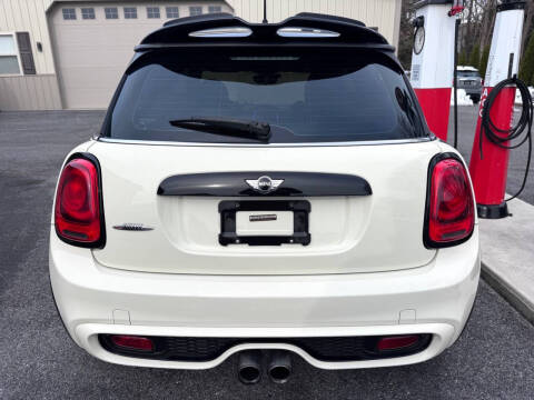 2015 MINI Hardtop 2 Door Cooper S