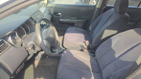 2008 Nissan Versa 1.8 S