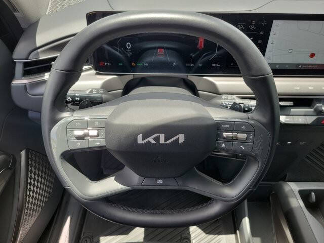 2026 Kia EV9 Light Long Range