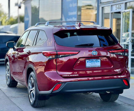 2021 Toyota Highlander Hybrid XLE