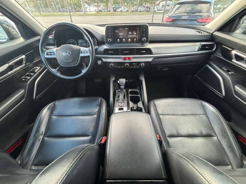 2020 Kia Telluride LX