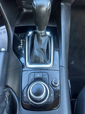 2016 Mazda MAZDA3 i Sport