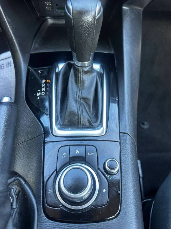2016 Mazda MAZDA3 i Sport