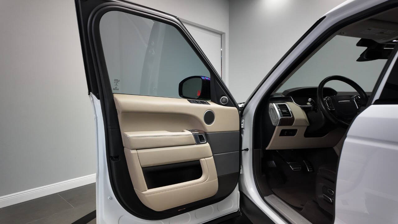 2015 Land Rover Range Rover Sport 33