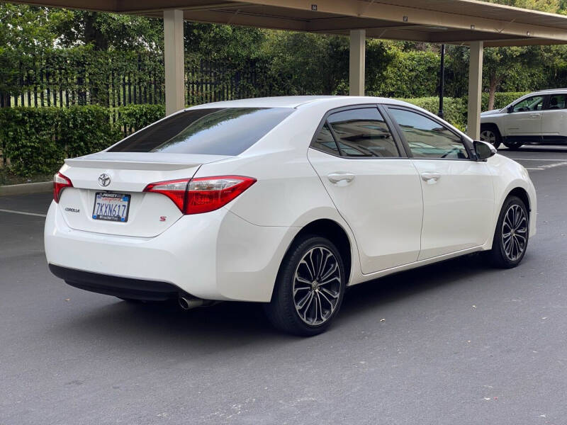 2015 Toyota Corolla S photo 5