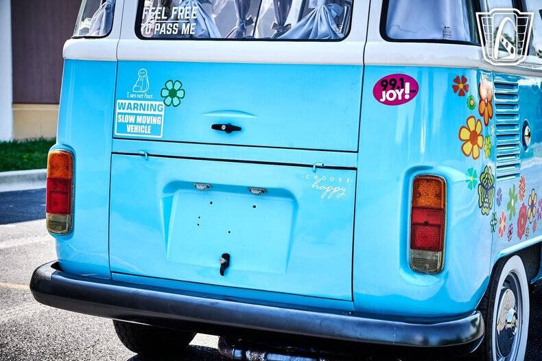 1990 Volkswagen Bus