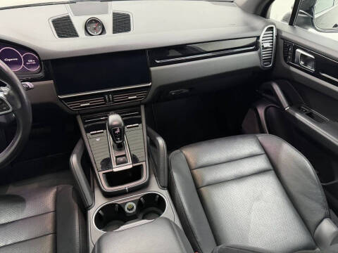 2022 Porsche Cayenne