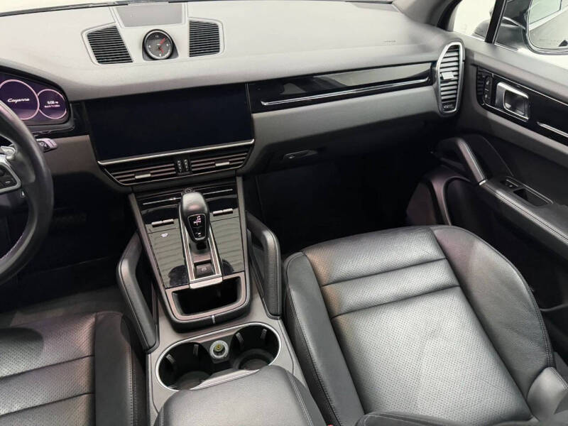 2022 Porsche Cayenne