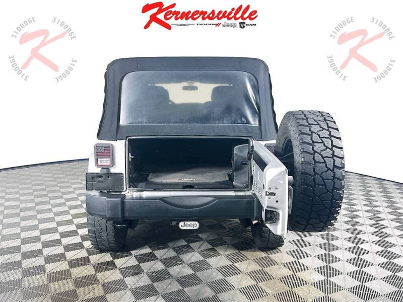 2011 Jeep Wrangler Unlimited Sahara