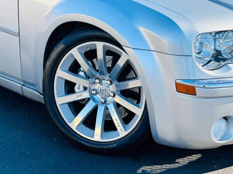 2006 Chrysler 300 SRT-8