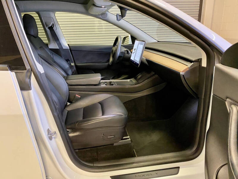 2022 Tesla Model Y Long Range