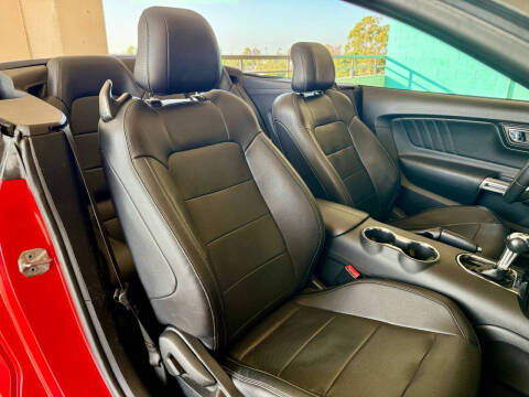 2017 Ford Mustang EcoBoost Premium