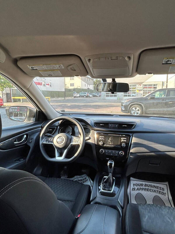 2017 Nissan Rogue S