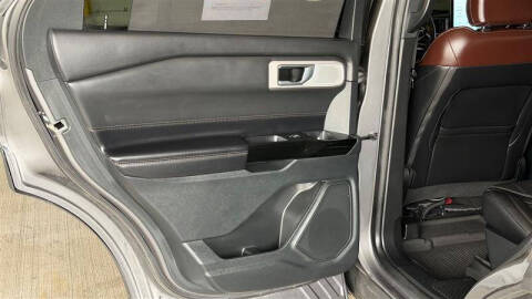 2021 Ford Explorer Platinum