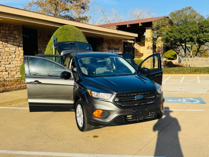 2019 Ford Escape S