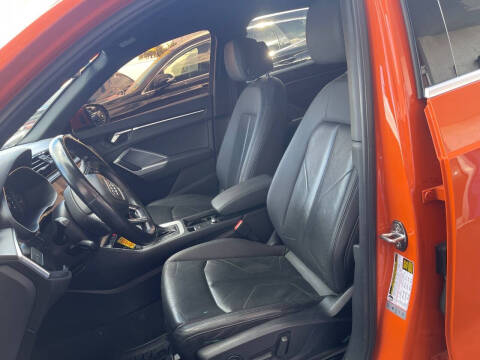 2019 Audi Q3 quattro Premium Plus 45 TFSI