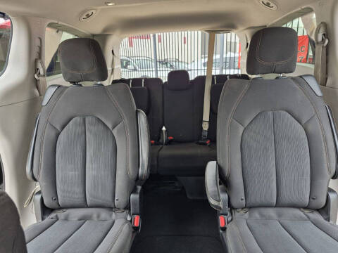 2019 Chrysler Pacifica Touring Plus