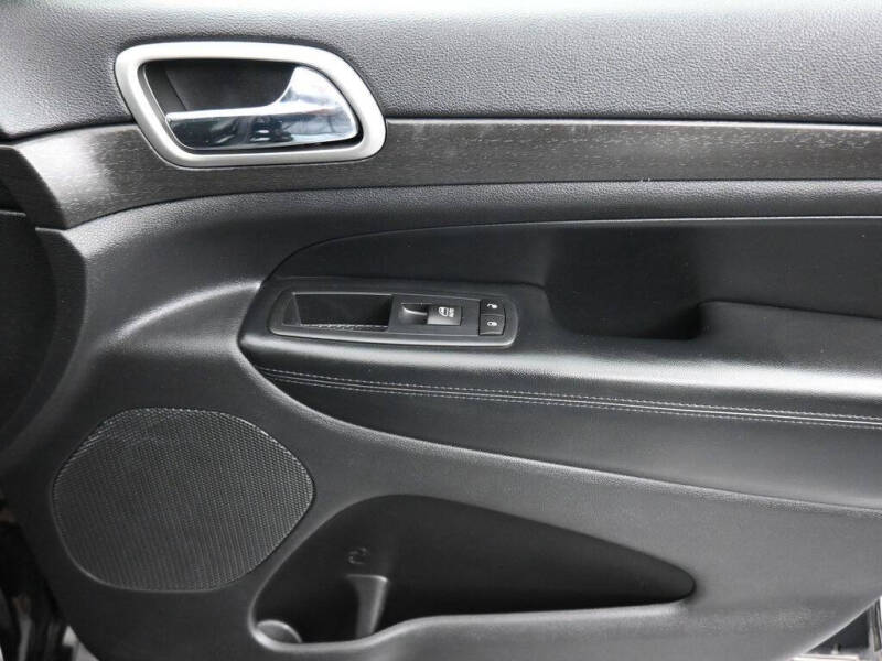 2017 Jeep Grand Cherokee Altitude