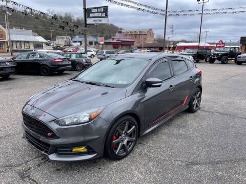 2017 Ford Focus for sale at SOUTH FIFTH AUTOMOTIVE LLC in Marietta OH
