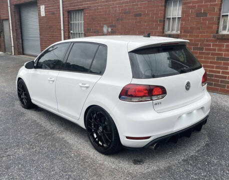2010 Volkswagen GTI Base PZEV
