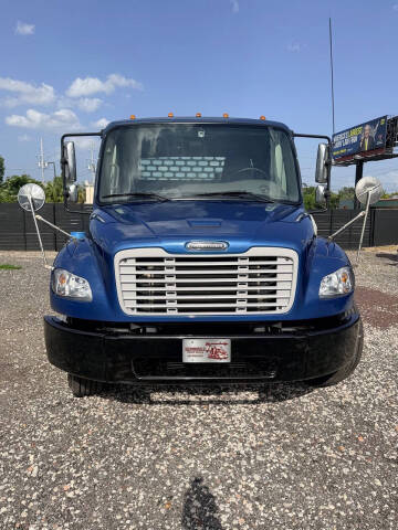 2020 Freightliner M2 106