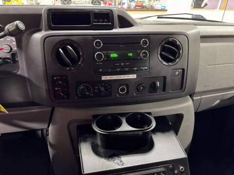 2012 Ford E-Series E-350 SD