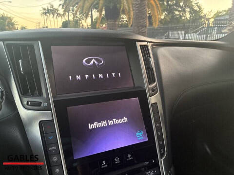 2017 Infiniti Q60 2.0T