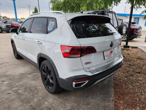 2022 Volkswagen Taos SE 4Motion