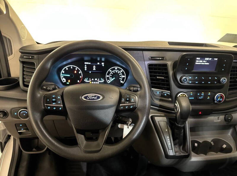 2025 Ford Transit