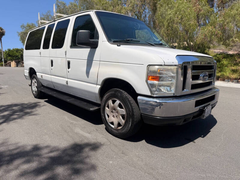 2013 Ford E-Series E-350 SD XLT