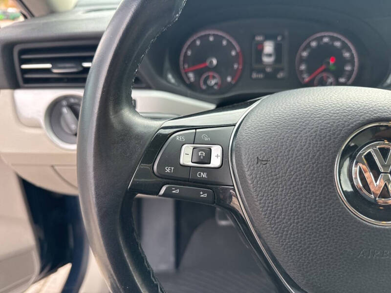 2020 Volkswagen Passat SE