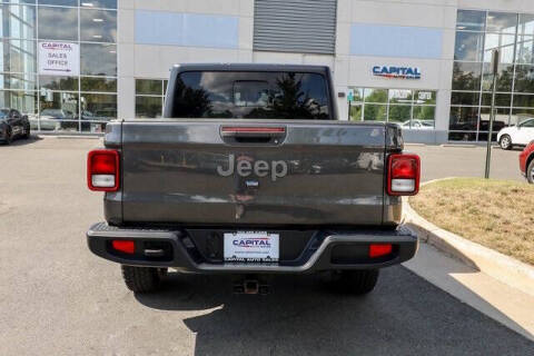 2021 Jeep Gladiator Sport