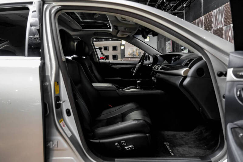 2014 Lexus LS 460