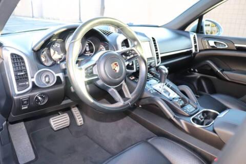 2016 Porsche Cayenne S