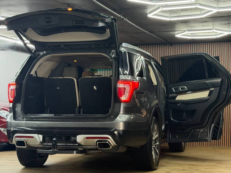 2016 Ford Explorer Platinum