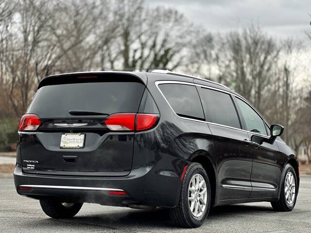 2020 Chrysler Pacifica Touring L
