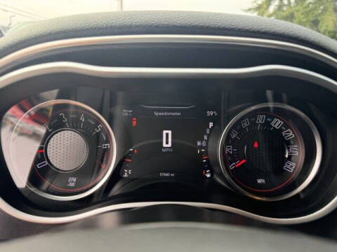 2018 Dodge Challenger SXT Plus