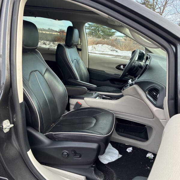 2023 Chrysler Pacifica Limited