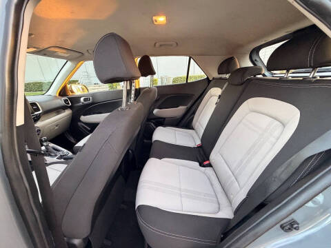 2021 Hyundai Venue SEL