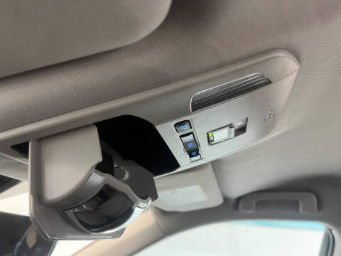 2022 Toyota Highlander L