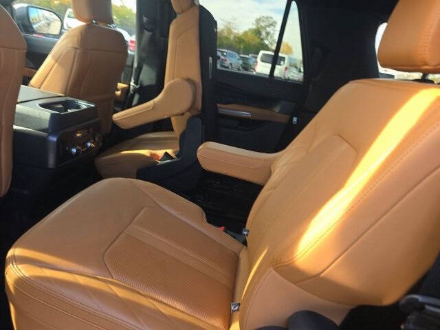 2024 Ford Expedition MAX Platinum