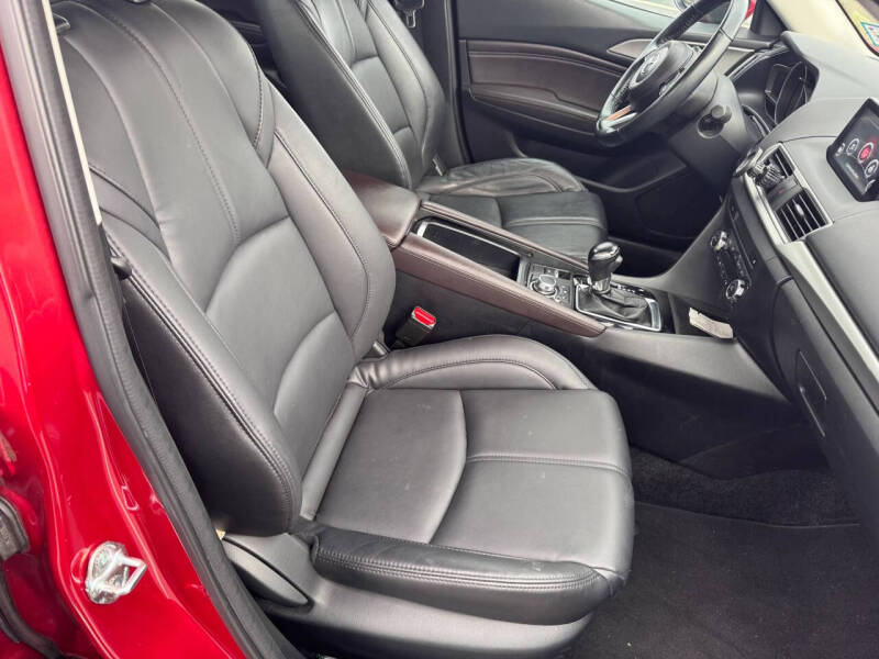 2018 Mazda MAZDA3 Touring