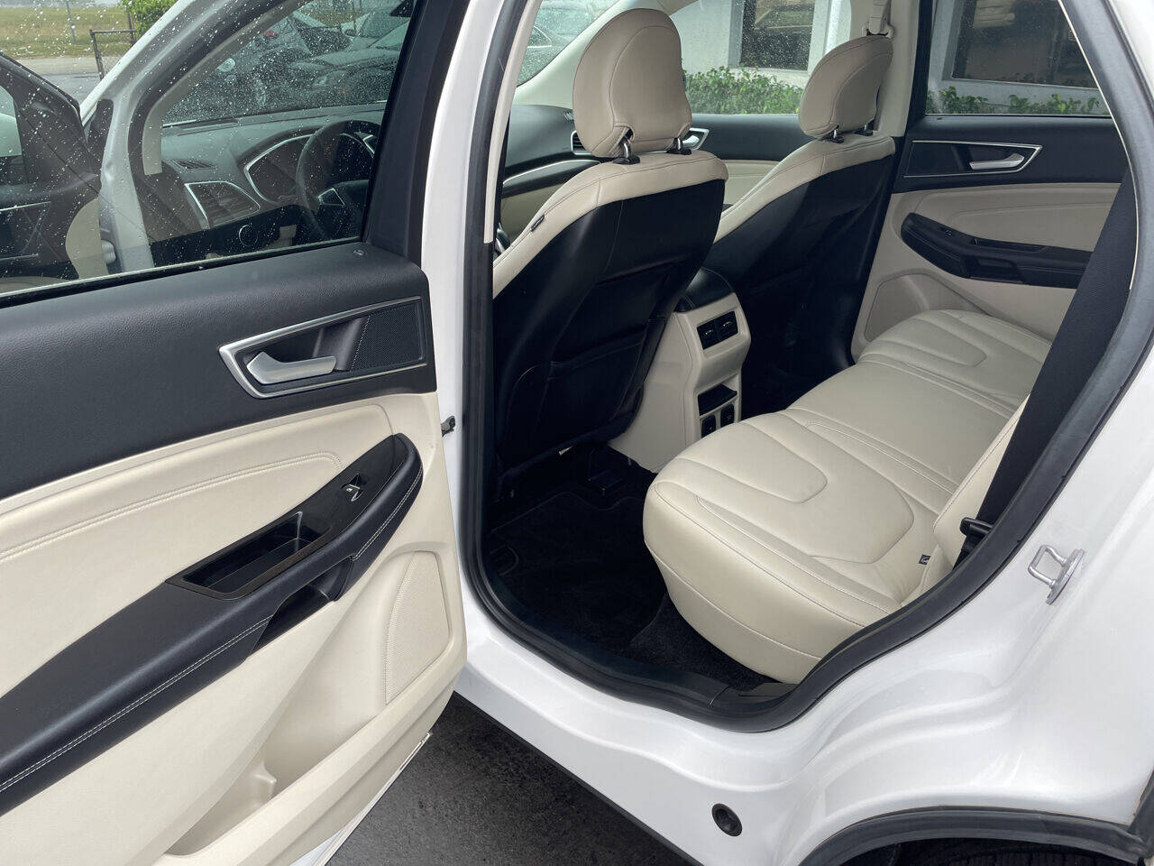 2018 Ford Edge  - $24,900