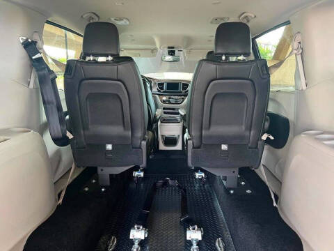 2019 Chrysler Pacifica Touring L