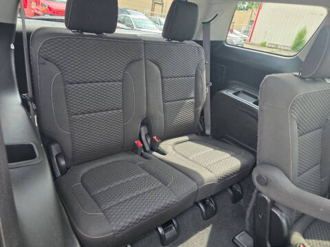 2017 GMC Acadia SLE-2
