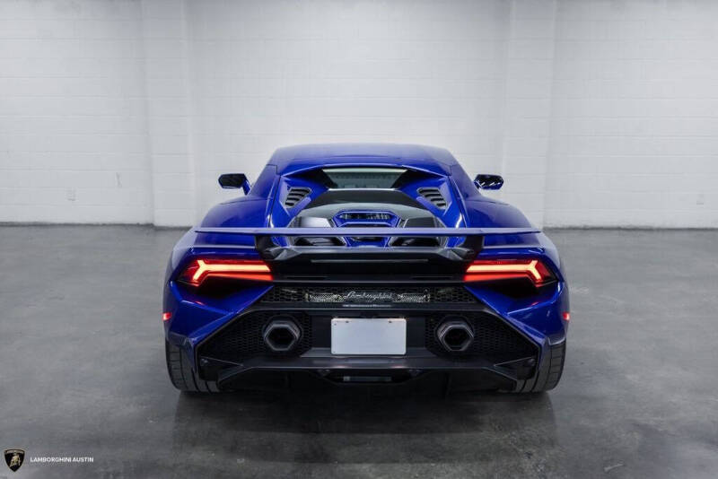 2023 Lamborghini Huracan Tecnica